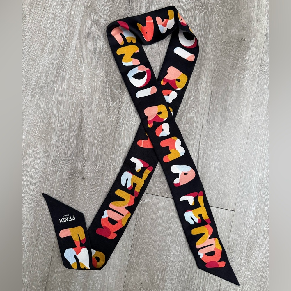 Fendi Black Scarf / Twilly